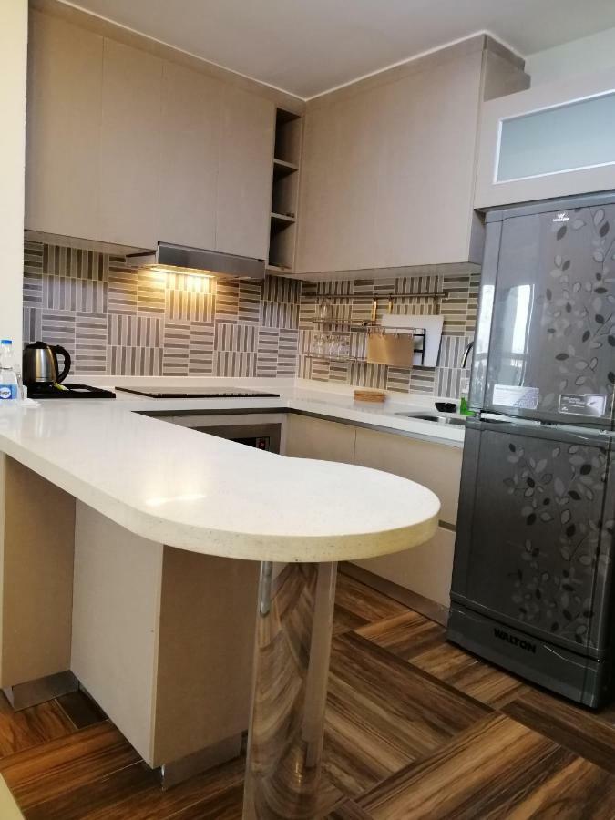 Coventina Lake Suites Дакка Экстерьер фото