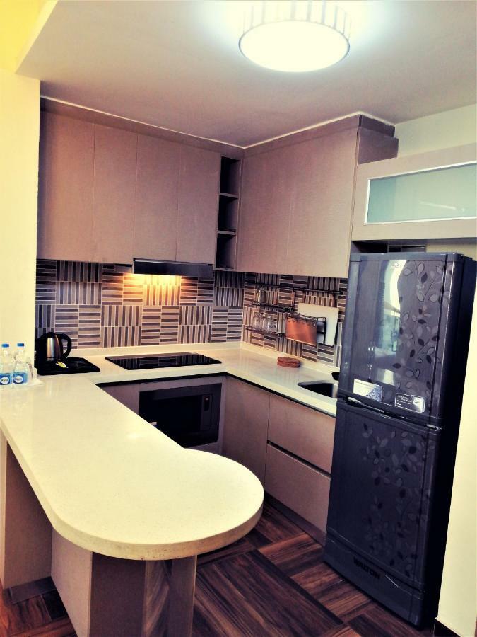 Coventina Lake Suites Дакка Экстерьер фото
